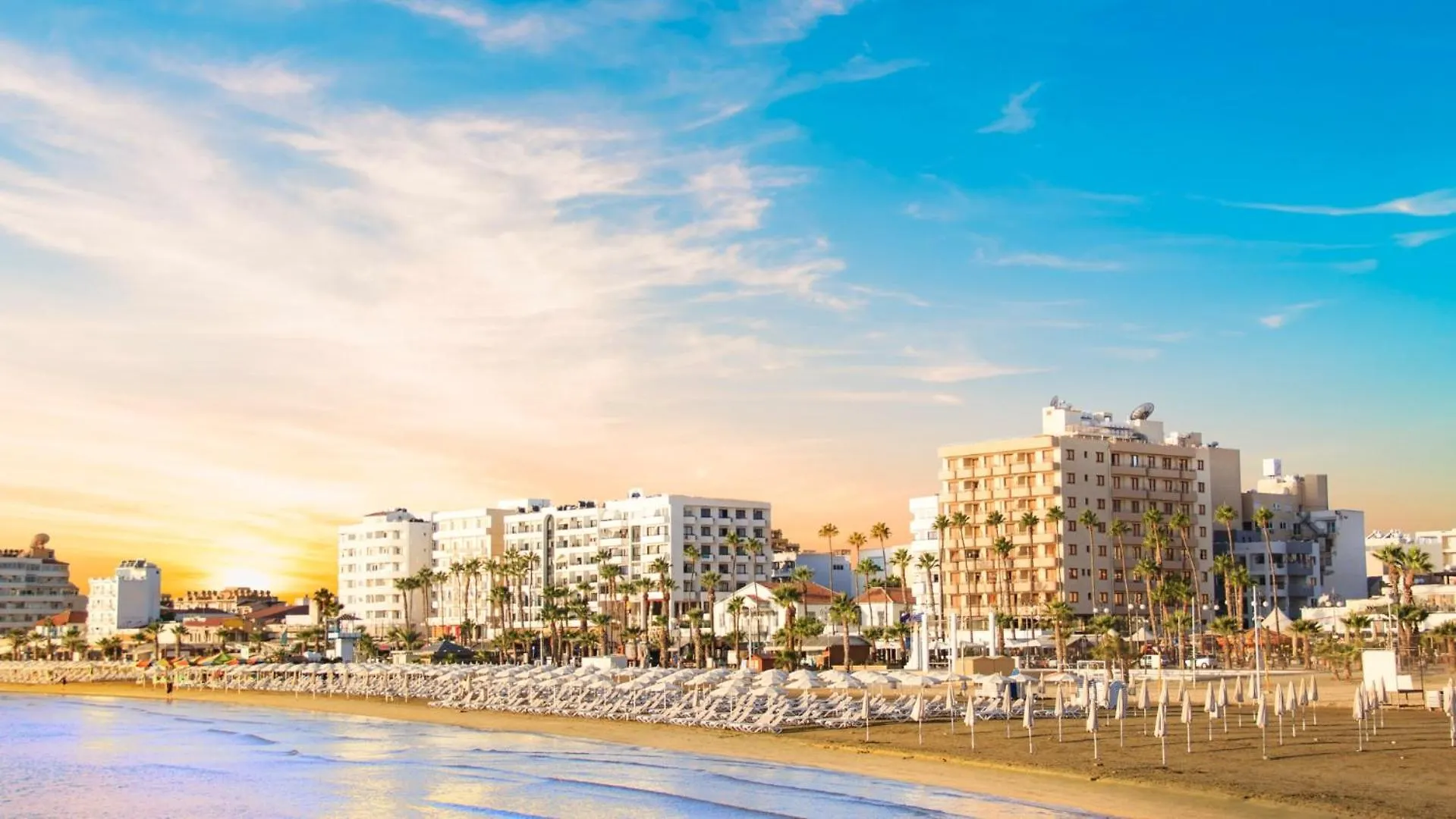 Kolonaki Seaview 1Bdr Finikoudes Apartment Larnaca